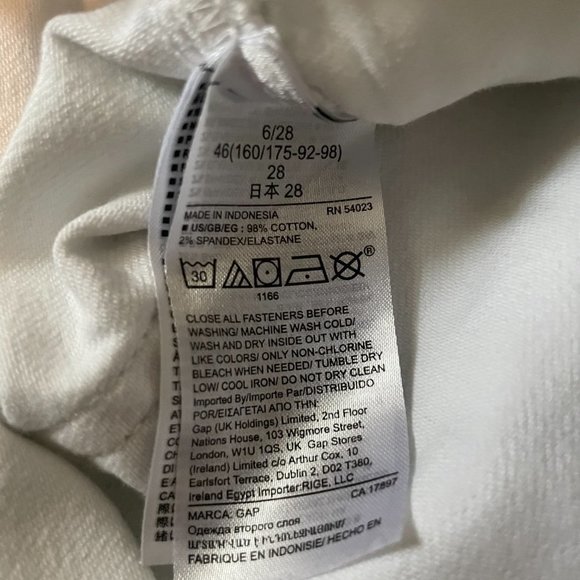 GAP Denim Shorts  Button Fly *White* Size 6 - Picture 5 of 5